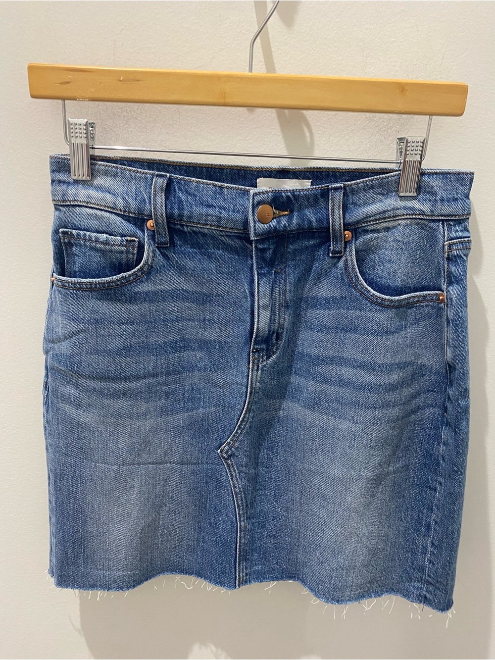 NWT Evereve Washed stretch Blue Denim Mini Skirt